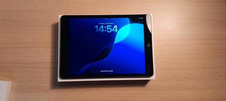 iPad 9e Generatie 64 GB + Apple Pencil + Toetsenbord, Telecommunicatie, Mobiele telefoons | Huawei, Zo goed als nieuw, Ophalen