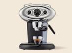 Illy iperespresso 7.1, Elektronische apparatuur, Koffiezetapparaten, Ophalen, Nieuw, Koffiepads en cups, Afneembaar waterreservoir