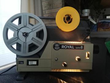 Royal super 8 dia projector movie's vintage beschikbaar voor biedingen