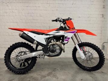 KTM 450 SX-F 2024 NIEUW CROSS beschikbaar voor biedingen