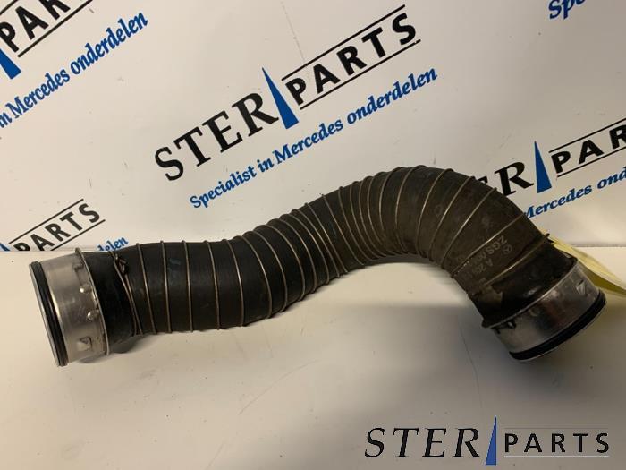 Tuyau intercooler d'un Mercedes CLK, Autos : Pièces & Accessoires, Climatisation & Chauffage, Mercedes-Benz, Utilisé, 3 mois de garantie