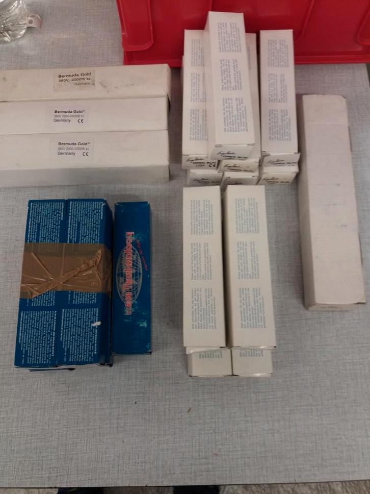 gezichtbruiners nieuw in verpakking, Elektronische apparatuur, Zonnebanken en Gezichtsbruiners, Nieuw, Gezichtsbruiner, 15 lampen of meer