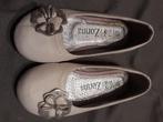 Chaussures Zorina en cuir blanc P31 en bon état, Enfants & Bébés, Vêtements enfant | Chaussures & Chaussettes, Comme neuf, Fille