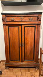 Antieke legkast, Ophalen