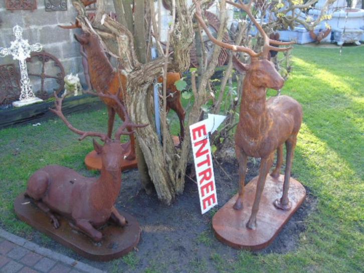 Rusty Pat gietijzeren staand hert maat XXL!, Tuin en Terras, Tuinbeelden, Nieuw, Dierenbeeld, Metaal, Ophalen