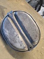 Canette de viande américaine TACU Co 1942 de la Seconde Guer, Enlèvement