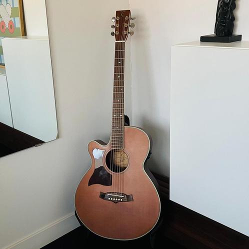 Tanglewood TW45 met staander en draagtas, Muziek en Instrumenten, Snaarinstrumenten | Gitaren | Akoestisch, Zo goed als nieuw