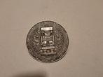 Grote zilveren Maya-motief broche, Handtassen en Accessoires, Broches, Gebruikt, Minder dan 4 cm, Ophalen of Verzenden, Zilver