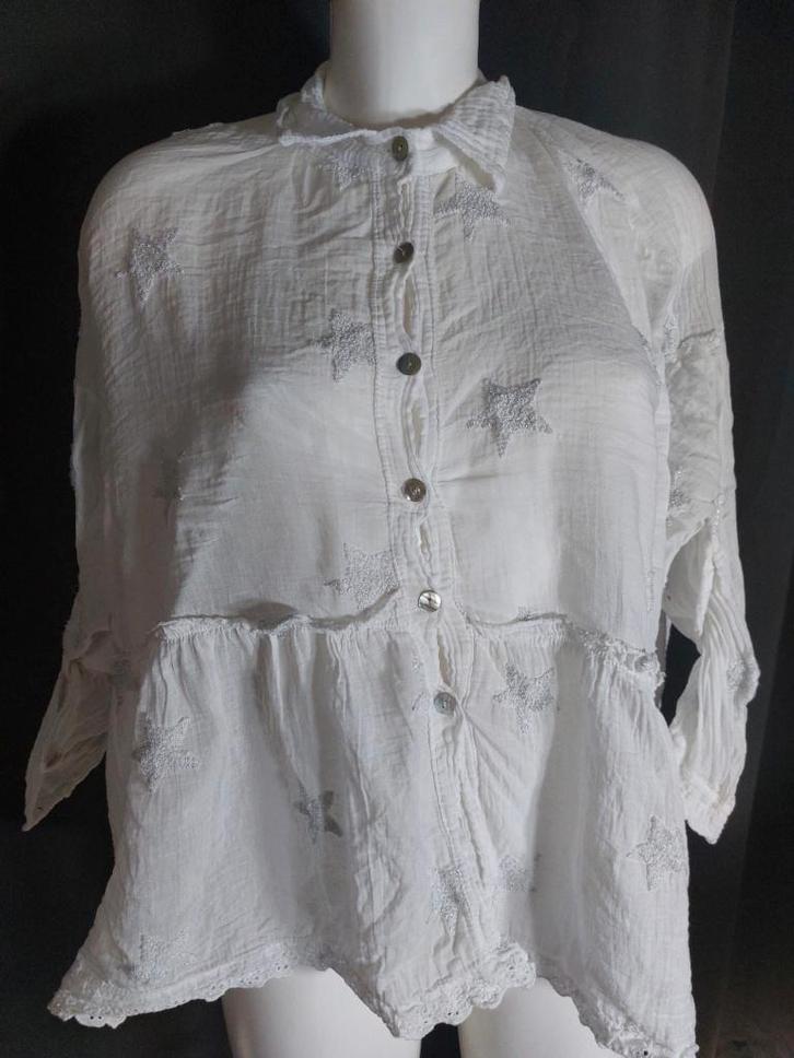 Blouse blanches étoiles Sans marque, Vêtements | Femmes, Tops, Comme neuf, Taille 38/40 (M), Blanc, Manches longues, Enlèvement ou Envoi