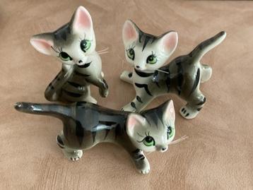 3 schattige vintage porseleinen kittens. Zwitserland. beschikbaar voor biedingen