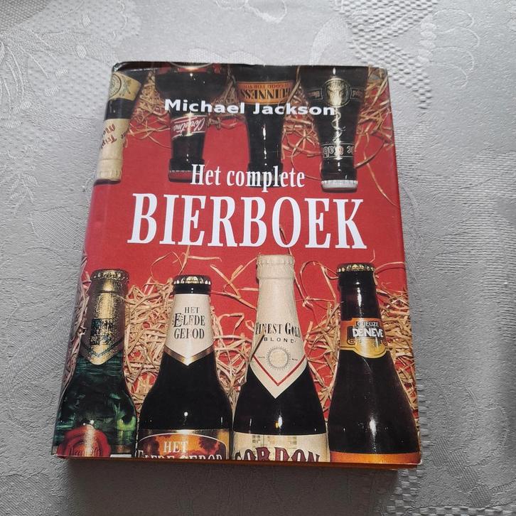 Het complete Bierboek.  Michael Jackson., Boeken, Kookboeken, Overige typen, Ophalen of Verzenden
