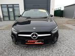 Mercedes-Benz A-Klasse 180 gps/camera/cruise/zetelwarming, Autos, Mercedes-Benz, 5 places, Noir, Jantes en alliage léger, Automatique