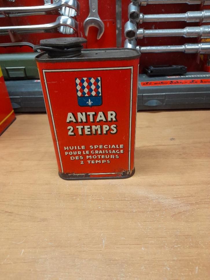 ancien bidon huile vide antar 2 temps, Collections, Marques & Objets publicitaires, Utilisé, Autres types, Envoi