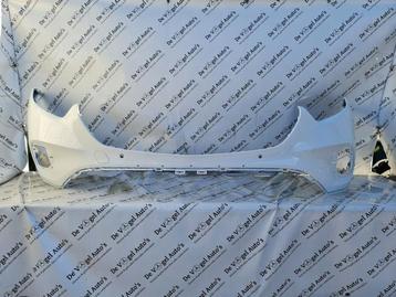 Voorbumper van een Mercedes GLC-Klasse beschikbaar voor biedingen