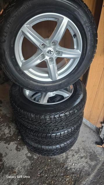 5112 Audi Q3 lichtmetalen velgen met 7mm 215/65 R16 98H ban, Auto-onderdelen, Banden en Velgen, Ophalen, 16 inch, Banden en Velgen