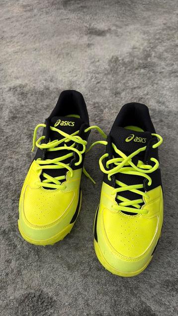Hockeyschoenen nieuw Asics maat 44 plus vele opties beschikbaar voor biedingen