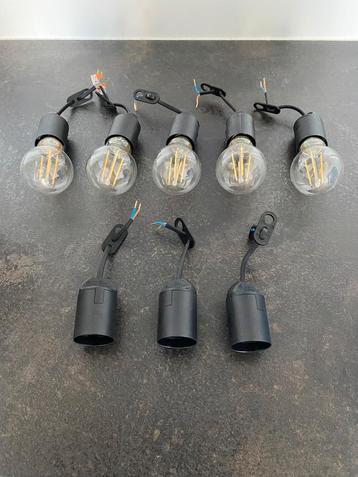 Verhuisfitting sommige met lamp beschikbaar voor biedingen