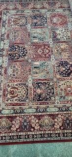 Prachtige zwaar dekte tapijtje afmetengen 2.50x3.00 meter, Huis en Inrichting, Ophalen, Zo goed als nieuw