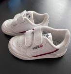 Baskets blanches Adidas pointure 22, Kinderen en Baby's, Babykleding | Schoentjes en Sokjes, Gebruikt, Adidas