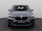 BMW X1 sDrive16d Executive | Leder | Navi | ECC | PDC | LMV, Auto's, Te koop, Zilver of Grijs, 3 cilinders, Emergency brake assist