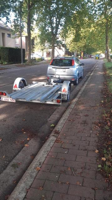 Transport voor motors of brommers beschikbaar voor biedingen