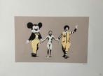 Banksy - Napalm Girl (Lithographie), Verzamelen, Ophalen of Verzenden, Mickey Mouse, Zo goed als nieuw, Overige typen