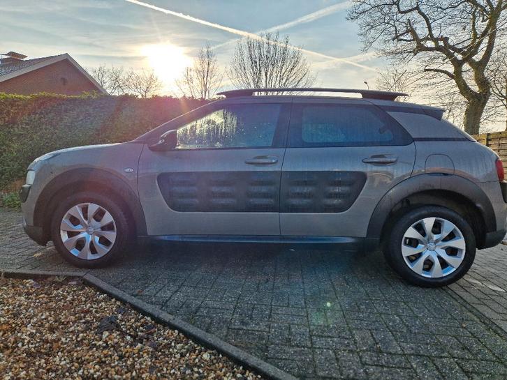 Citroen C4 Cactus 1.2 Pure Tech Feel, Autos, Citroën, Particulier, C4, Caméra de recul, Airbags, Air conditionné, Bluetooth, Ordinateur de bord