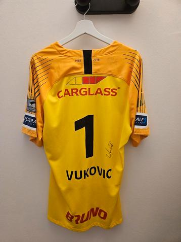 Matchworn vukovic krc genk beschikbaar voor biedingen