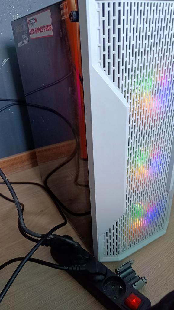 Ryzen 5 5500 gaming-pc met GTX 1080 16 GB RAM, Computers en Software, Desktop Pc's, Nieuw, 4 Ghz of meer, SSD, 16 GB, Met videokaart