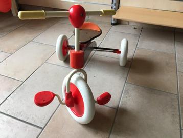 Tricycle en bois