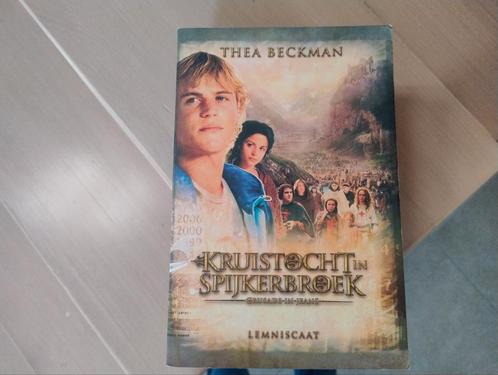 Thea Beckman - Kruistocht in spijkerbroek, Boeken, Kinderboeken | Jeugd | 10 tot 12 jaar, Zo goed als nieuw, Ophalen of Verzenden