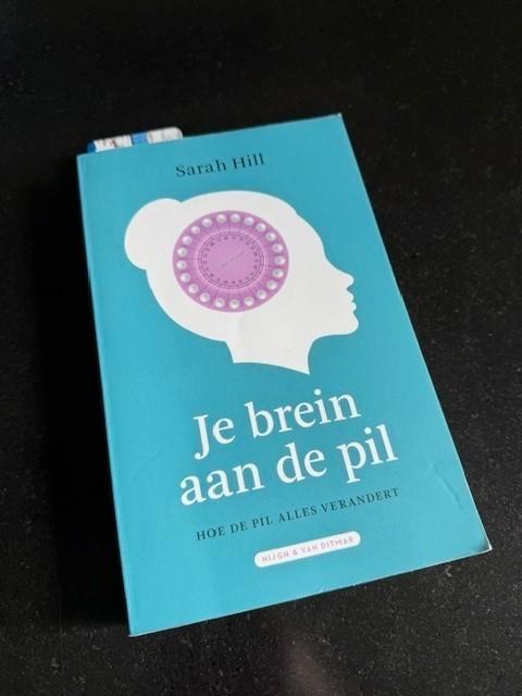 Je brein aan de pil - Sarah Hill, Boeken, Wetenschap, Gelezen, Overige wetenschappen, Ophalen of Verzenden
