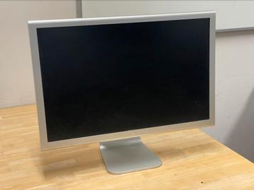 Apple Cinema Display 23” beschikbaar voor biedingen