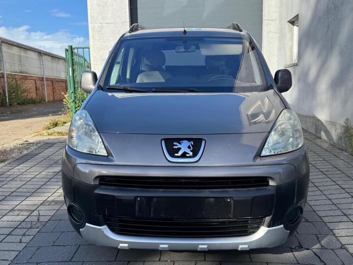 PEUGEOT PARTNER 1.6 DIESEL 2009 105000 KM TPMR PMR INVALIDE, Auto's, Peugeot, Bedrijf, Te koop, Partner, Aangepast voor mindervaliden