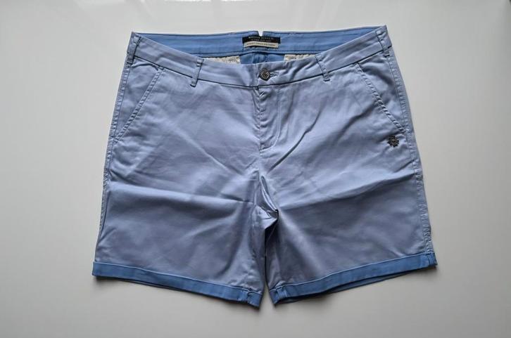 Lichtblauwe short van Maison Scotch, Kleding | Dames, Broeken en Pantalons, Nieuw, Maat 38/40 (M), Blauw, Kort, Ophalen of Verzenden
