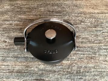 Staub theepot/théière beschikbaar voor biedingen