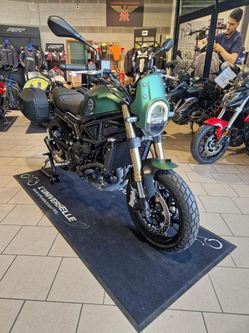MOTO BENELLI LEONCINO 800CC, Motoren, Motoren | Benelli, Bedrijf, Naked bike, meer dan 35 kW, 2 cilinders, Ophalen of Verzenden