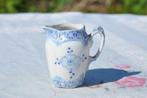 cremier en porcelaine decor fleur bleu (3), Antiek en Kunst, Ophalen of Verzenden