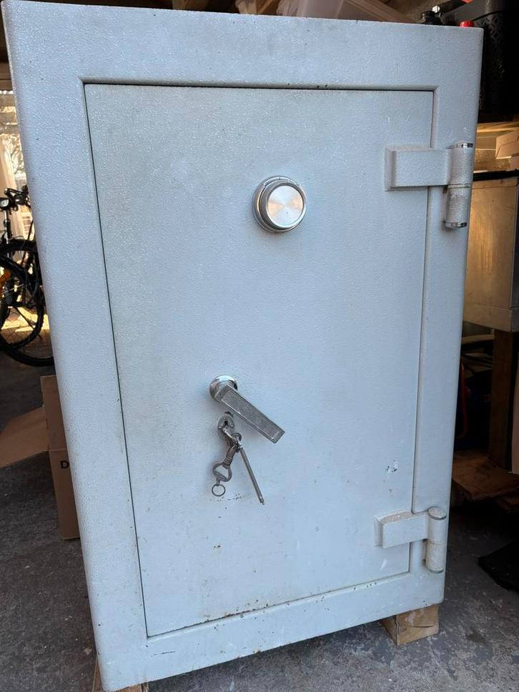 Robberechts Kluis / Brandkast Dubbele Beveiliging, Huis en Inrichting, Brandblussers en Brandkasten, Zo goed als nieuw, Brandkast