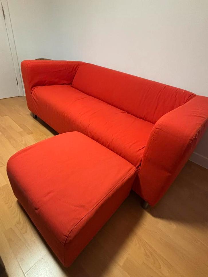 Ikea zetel Klippan met voetbank, Huis en Inrichting, Zetels | Zetels en Chaises Longues, Gebruikt, 200 tot 250 cm, 75 tot 100 cm