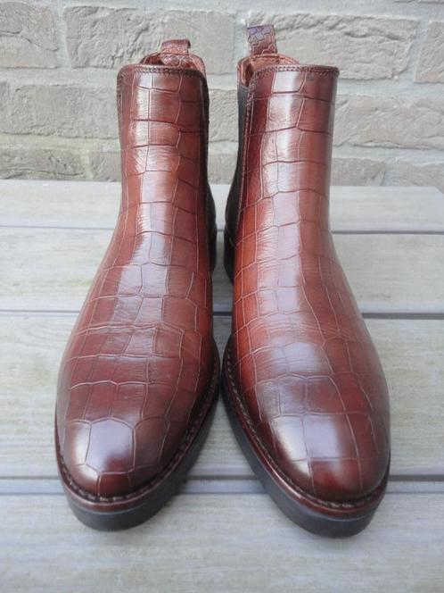 Hampton Bays Chelsea Boots Cognac, Kleding | Dames, Schoenen, Nieuw, Lage of Enkellaarzen, Bruin, Ophalen of Verzenden