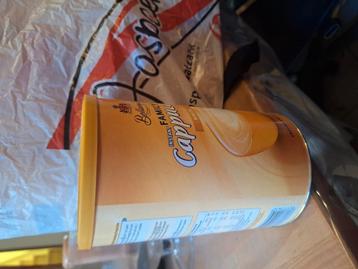 Om mee te nemen 6tal potten . Gratis  beschikbaar voor biedingen