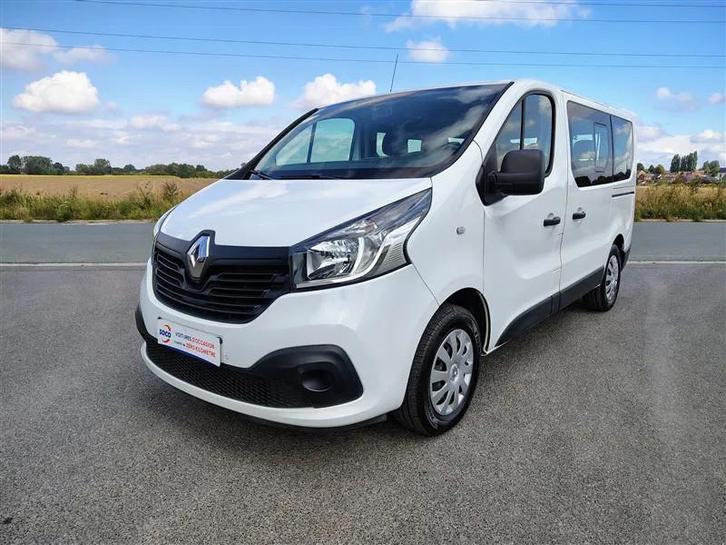 Renault Trafic PASSENGER 1.6 dCi 9PL Grand Confort NAVI / CL, Auto's, Bestelwagens en Lichte vracht, Bedrijf, Te koop, ABS, Boordcomputer