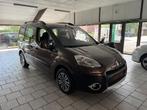 peugeot partner 1.6 hdi-92pk/AUTOMAAT/14.000 km !!!!!, Auto's, Euro 5, 4 cilinders, Bruin, https://public.car-pass.be/vhr/6c33fe8b-6d5f-4a32-904a-2504b1e3f34d