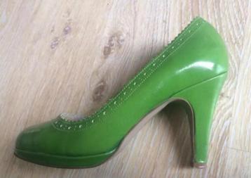 MEZURA Stijlvolle pumps in groen lakleder maat 37 (zgan)! beschikbaar voor biedingen