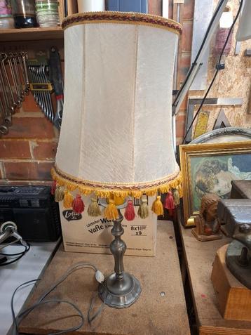 ancienne lampe en étain, Enlèvement