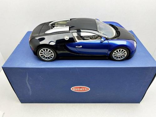 Coffret BUGATTI 16.4 Veyron Black/Blue 1/12 AUTO ART NEUF, Hobby en Vrije tijd, Modelauto's | 1:5 tot 1:12, Nieuw, Auto, 1:9 t/m 1:12