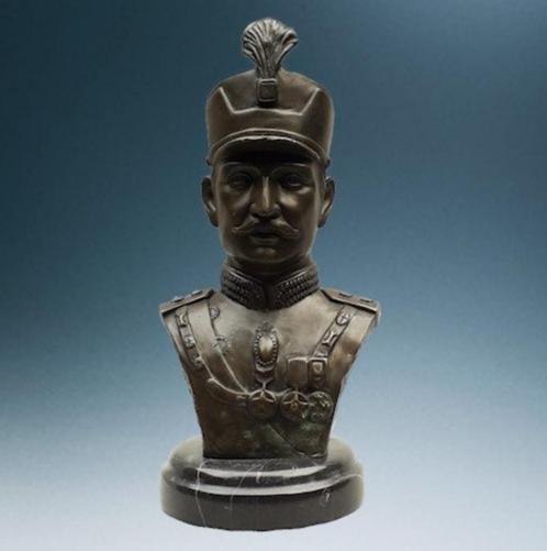 Sculpture, Buste d'un militaire haut grade, Antiquités & Art, Antiquités | Bronze & Cuivre, Bronze, Enlèvement ou Envoi