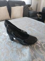 Lakschoenen  maat 37, Ophalen of Verzenden, Zo goed als nieuw