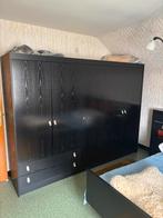 Ouderwetse slaapkamer, Huis en Inrichting, Slaapkamer | Complete slaapkamers, Ophalen